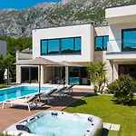 Vila Agava With Heated Pool, Jacuzzi, Sauna, Gym, 4 En-suite Bedrooms *