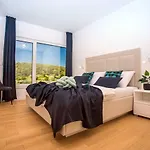 Agava With Heated Pool, Jacuzzi, Sauna, Gym, 4 En-suite Bedrooms