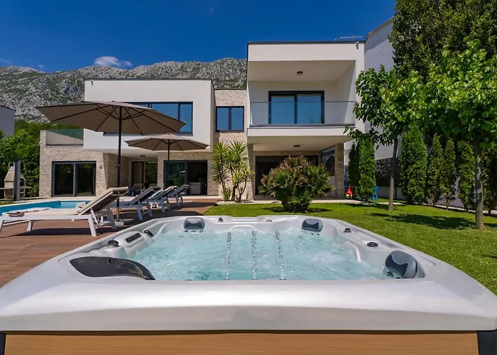 Agava With Heated Pool, Jacuzzi, Sauna, Gym, 4 En-suite Bedrooms Gata