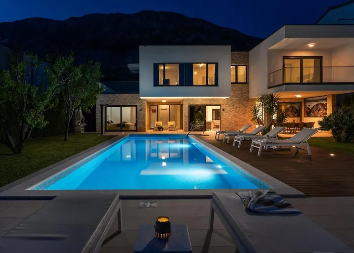 Agava With Heated Pool, Jacuzzi, Sauna, Gym, 4 En-suite Bedrooms Villa *