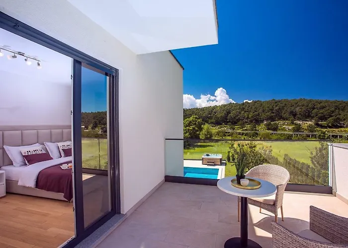 Agava With Heated Pool, Jacuzzi, Sauna, Gym, 4 En-suite Bedrooms * Gata