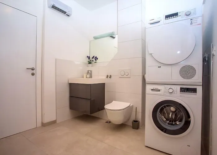 Agava With Heated Pool, Jacuzzi, Sauna, Gym, 4 En-suite Bedrooms Villa Gata