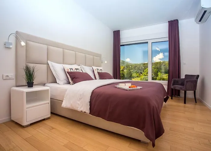 Agava With Heated Pool, Jacuzzi, Sauna, Gym, 4 En-suite Bedrooms Villa